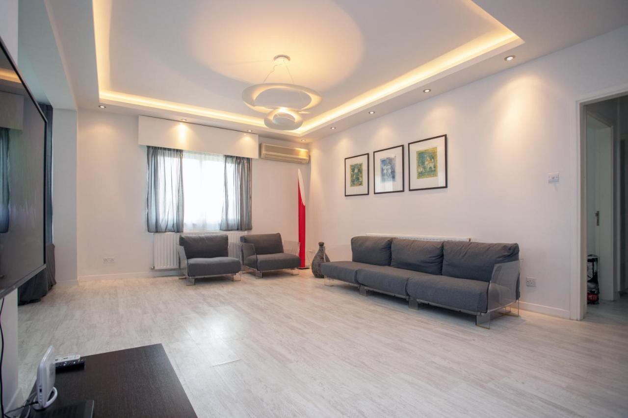 Mayra Seafront Luxury Apartment 레메소스 외부 사진