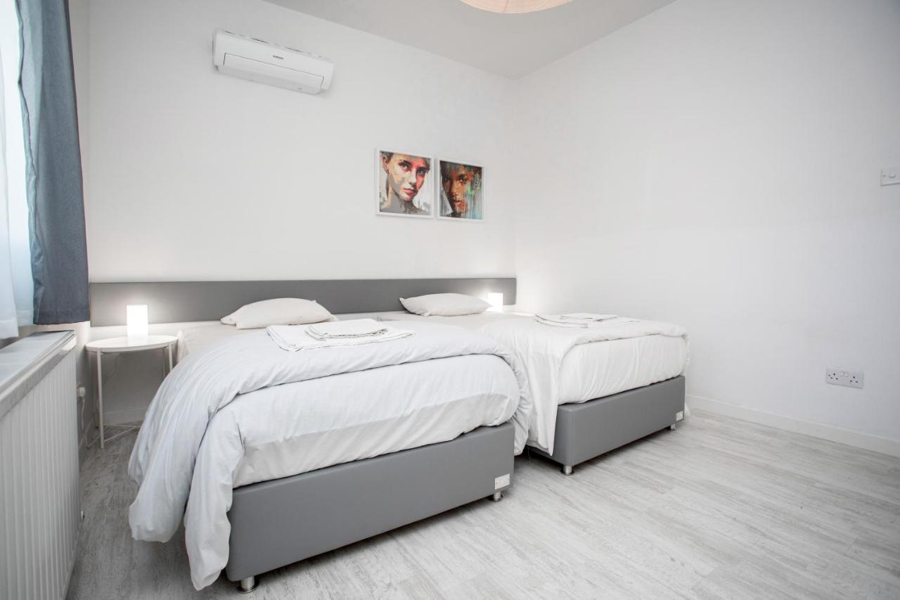 Mayra Seafront Luxury Apartment 레메소스 외부 사진